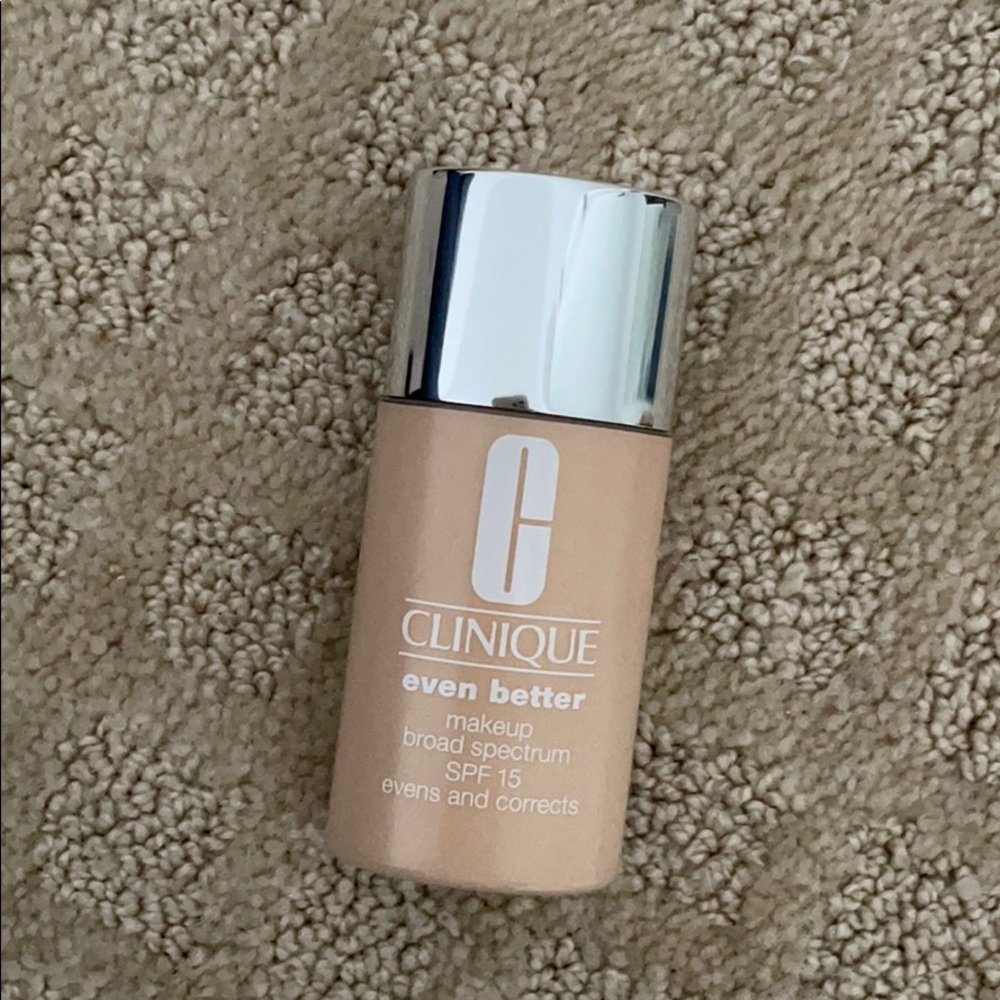 Clinique even better makeup spf 15 in 01 Flax